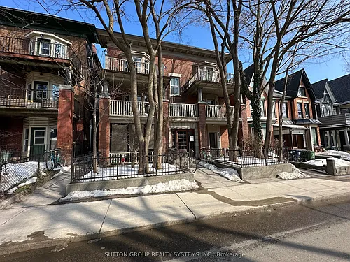 237 Dovercourt Rd #B Photo 1 237 Dovercourt Rd #B Photo 1
