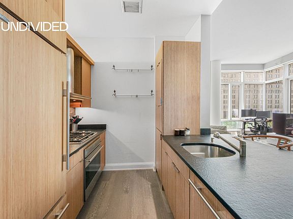 5th image of 70 Little West St APT 4H