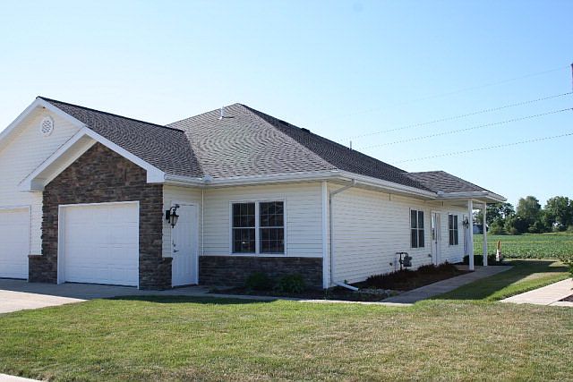 1st image of 511 Wedgewood Ct