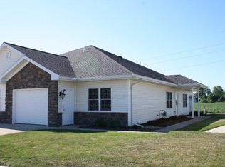 511 Wedgewood Ct, Bucyrus, OH 44820