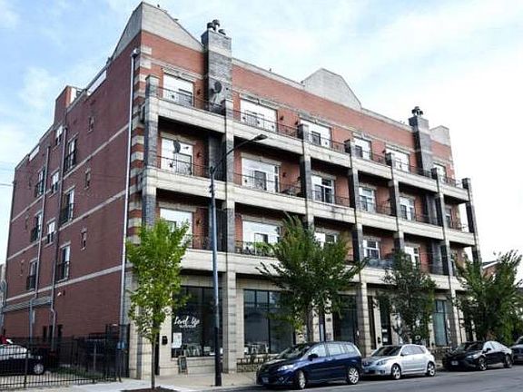 2nd image of 4231 N Kedzie Ave #3-C