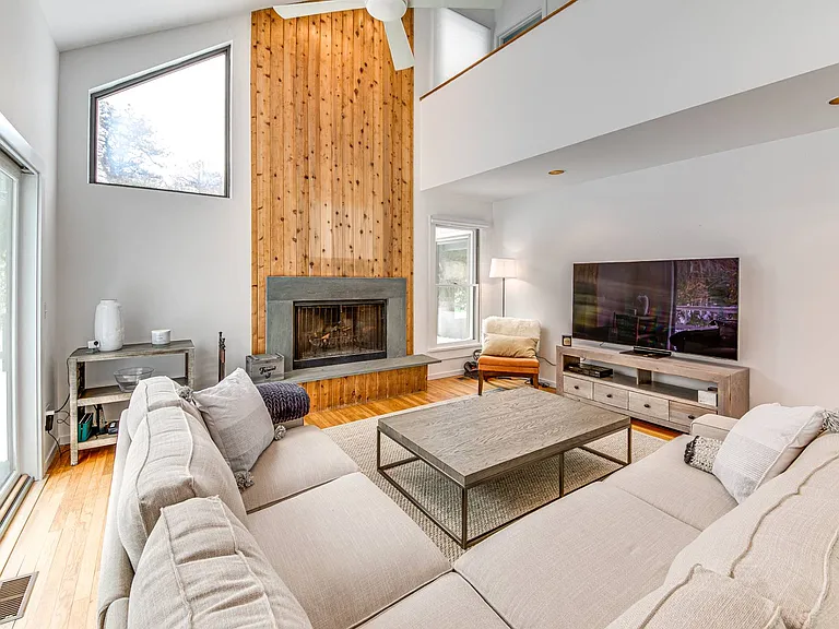 546 Wainscott Northwest Rd — Photo 8