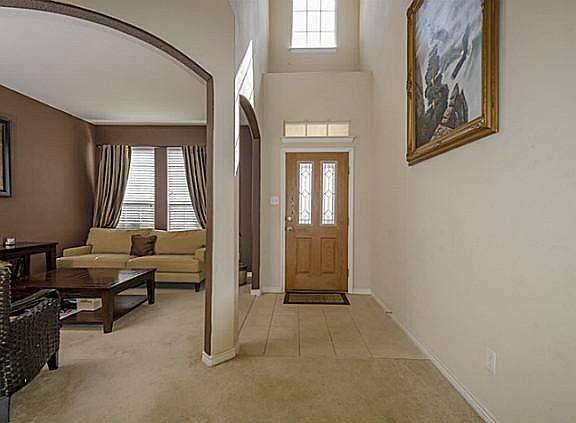 5th image of 2117 Burnside Dr