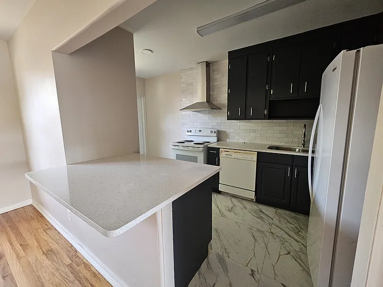 3005 Walton St #3 — Photo 4
