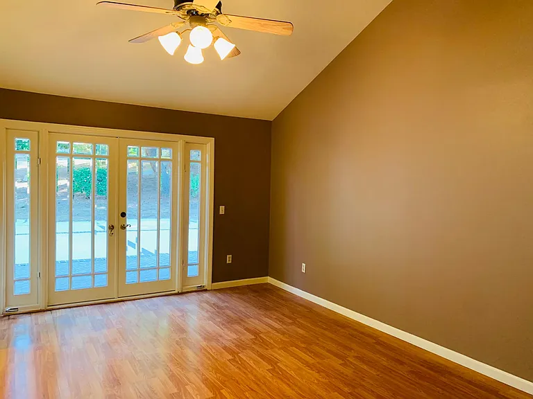 23665 Meadcliff Pl — Photo 14