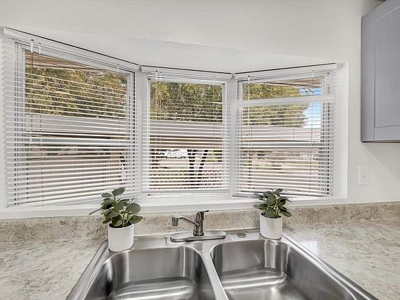 5th image of 3000 N Romero Rd Unit C5