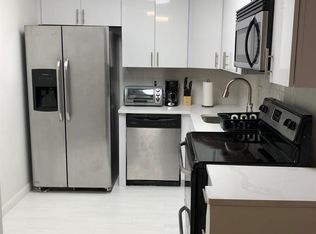 480 NW 20th St APT 214, Boca Raton, FL 33431