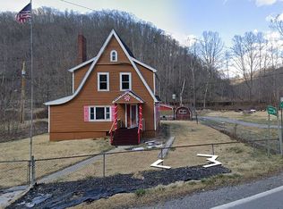 6550 Tams Hwy, Amigo, WV 25811