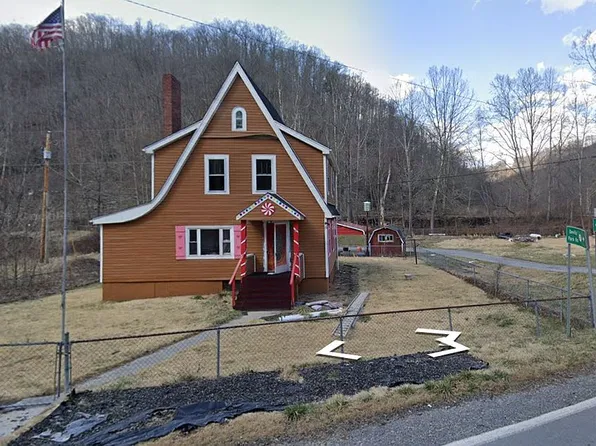 6550 Tams Hwy, Amigo, WV 25811