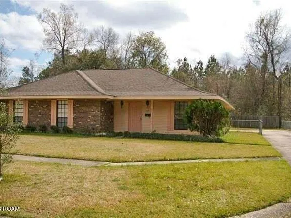 2117 Dennis Dr, Hammond, LA 70401