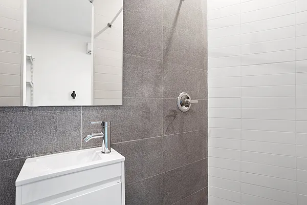 Rented by Reavis | media 41