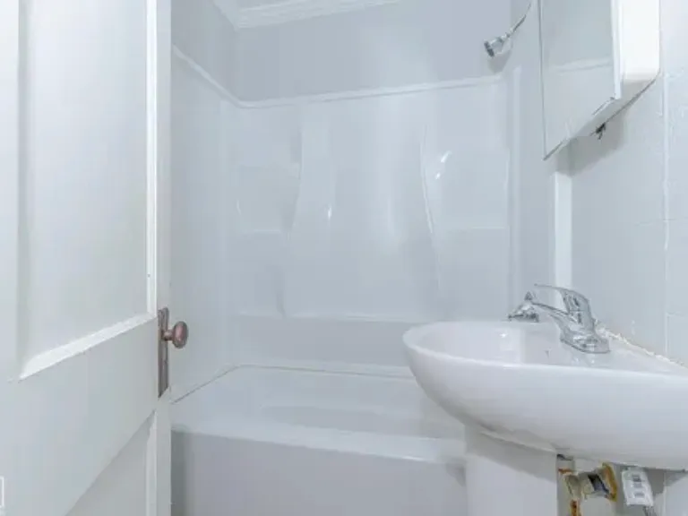 1805 Augusta St #1805 — Photo 5