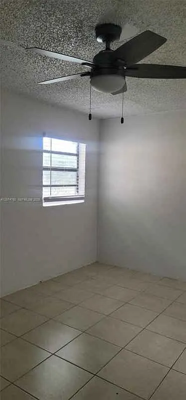 1514 Nw 11th Pl Fort Lauderdale, Fl 33311 — Photo 2
