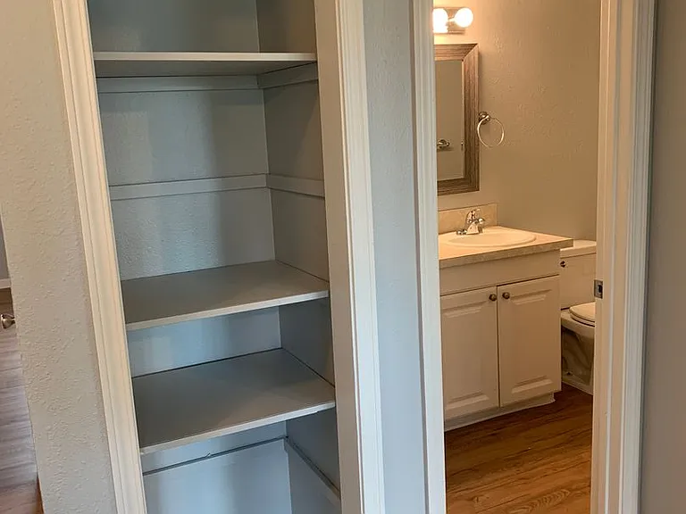 ES2275 -Eagle Rock Apartments — Photo 35