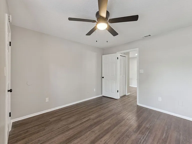 236 Afton Sq #104 — Photo 11