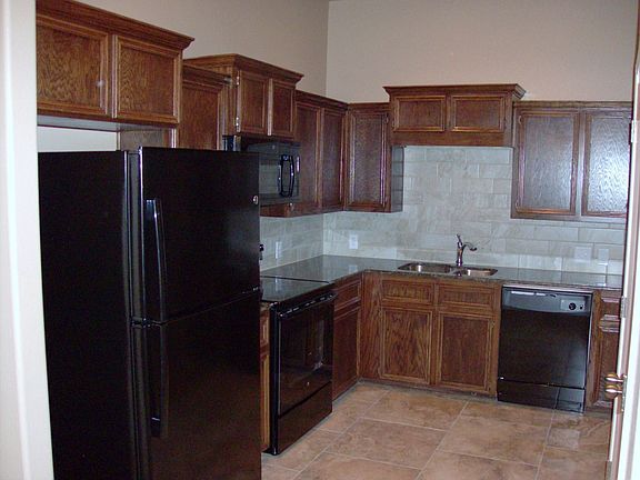5th image of 5509 Settlers Ct APT B