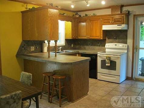 3rd image of 205 Casalinda Cir