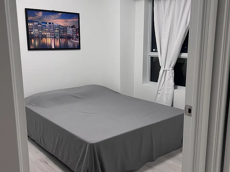 Bedroom A: $980 Private room with Queen Sized Bed