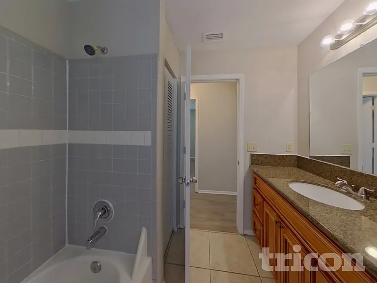 2273 Seward Cir — Photo 12