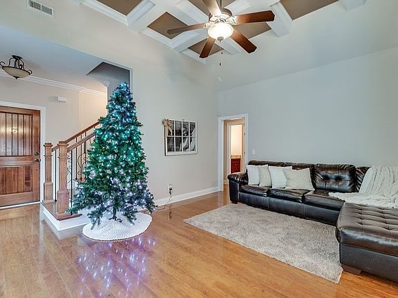 3rd image of 8234 Towncreek Cir