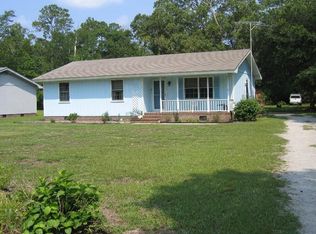 1803 Sloop Point Loop Rd, Hampstead, NC 28443