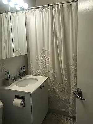 Rented by Oxford Property Group | media 8