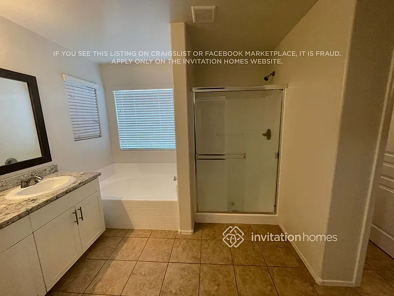 3810 E Chickadee Rd — Photo 11