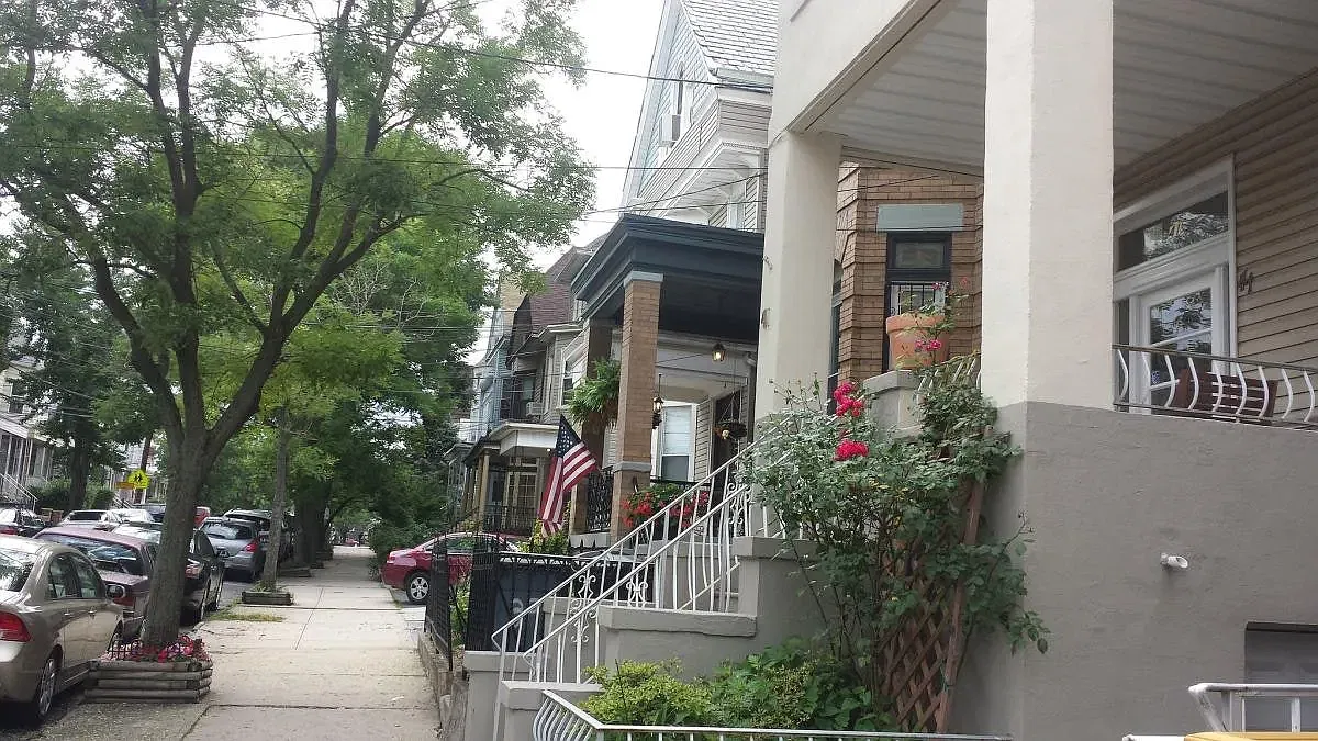 41 Cooper Pl — Photo 1
