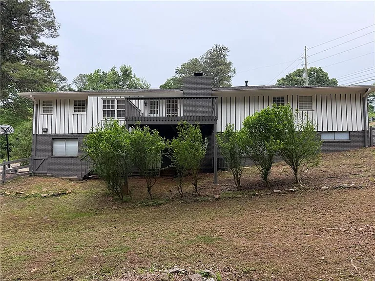 3336 Camelot Dr — Photo 60