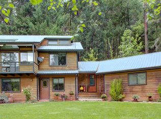 1090 Tunnel Rd, Glendale, OR 97442