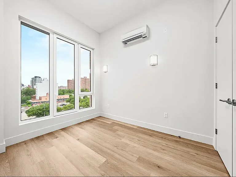 87-11 162nd St #202 — Photo 3