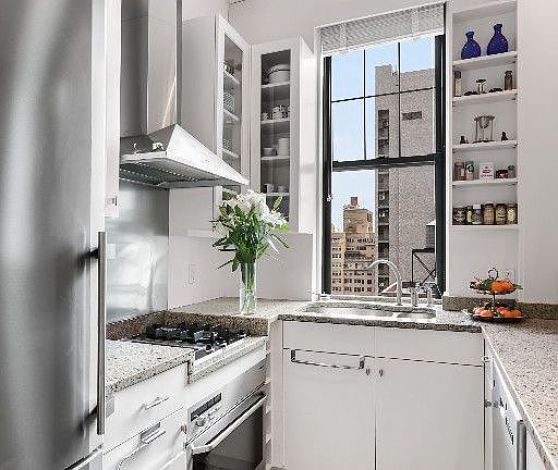 3rd image of 521 Park Ave APT 11A