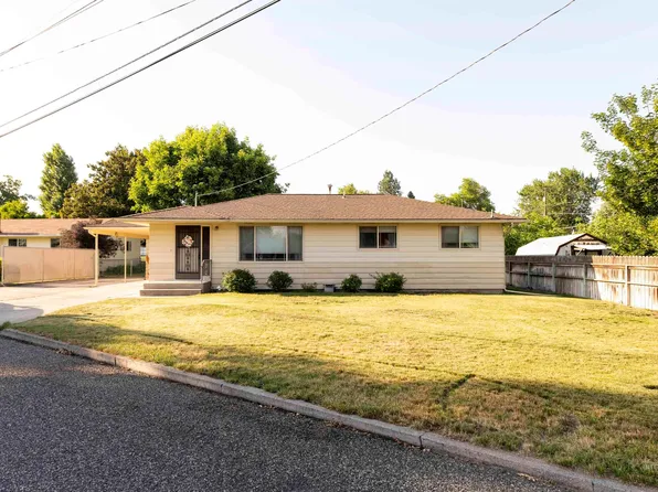 1555 10th St, Clarkston, WA 99403