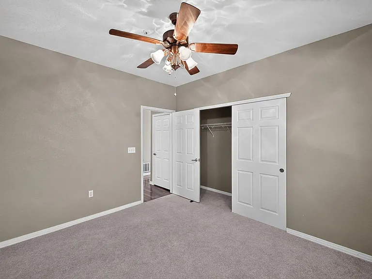 9441 Ashbury Cir #102 — Photo 21
