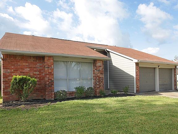2nd image of 8435 Blossom Bell Ln