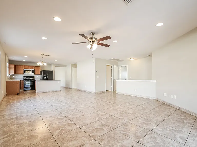 2768 W San Carlos Ln — Photo 9