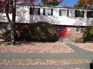17 Fairview Dr APT 4, Danbury, CT 06810