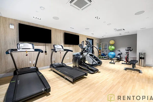 Rented by JCS Realty Group LLC | media 17