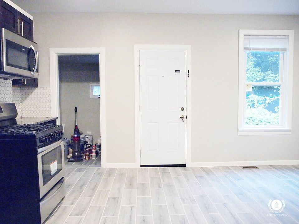 Kitchen 3