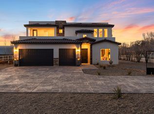 90 Rome Ln, Corrales, NM 87048