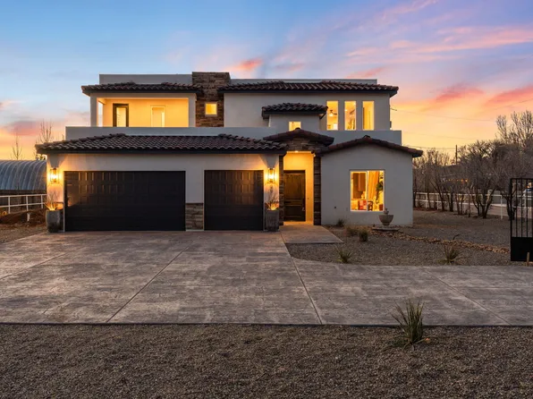90 Rome Ln, Corrales, NM 87048