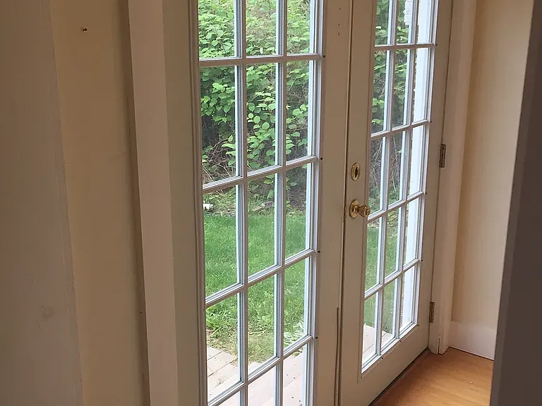 10 Green Ct — Photo 6