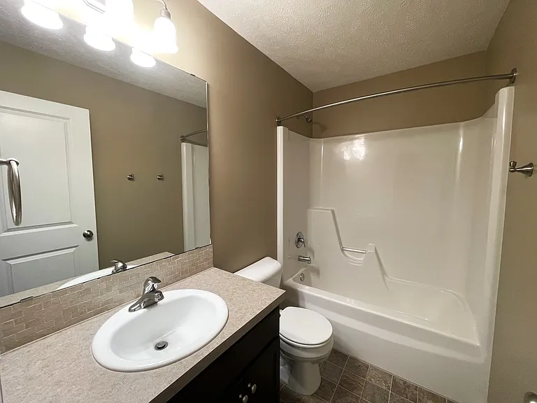 3523 Osullivan Rd — Photo 5