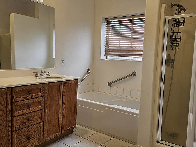 1751 Tallowberry Ln — Photo 14