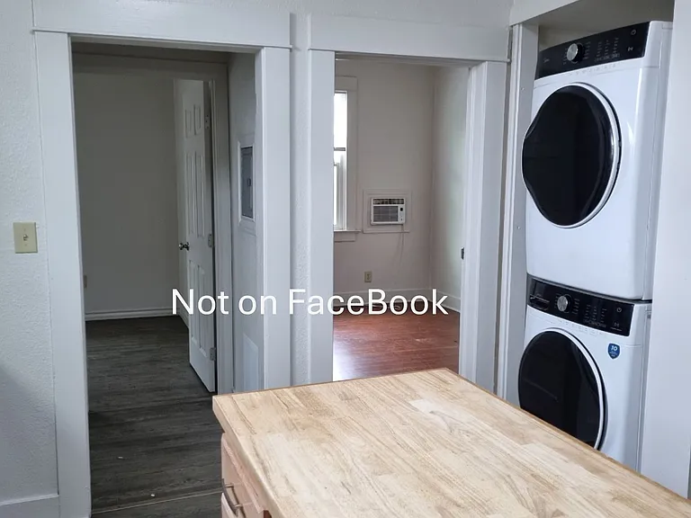 794 N 3rd St — Photo 8