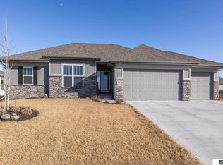 6217 S 200th Ave, Omaha, NE 68135