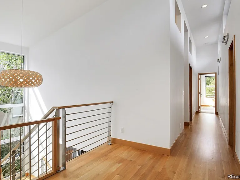 947 S Gilpin St #R — Photo 23