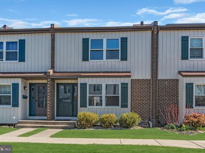 8 Shirley Ln, Lawrence Township, NJ, 08648