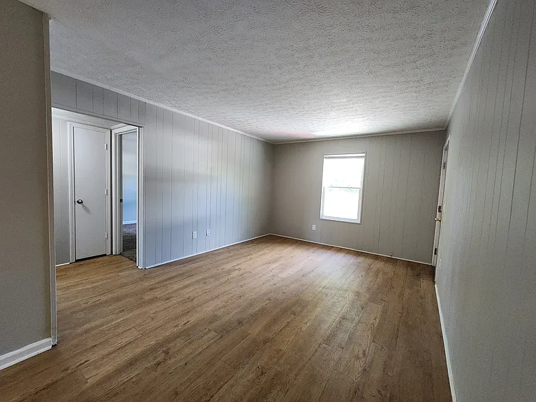1495 Autumn Ave #8 — Photo 2