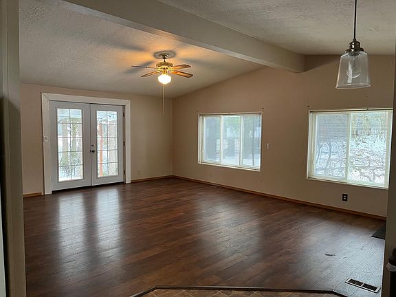 2nd image of 25309 36th Ave E